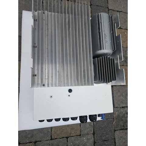 Гибридный инвертор Deye SUN-3K-SG04LP1-EU, 3 кВт, 48 B, уцінка Превью 2